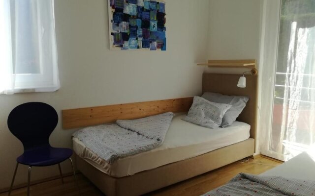 Apartments Henc