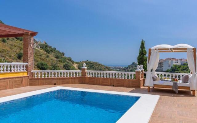 Villa Raquel Torrox by Ruralidays