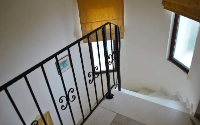 Villa Paradisia by Amy Villas