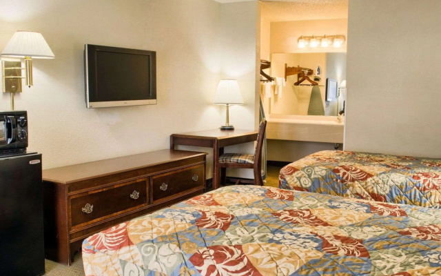 Rodeway Inn Richmond West End