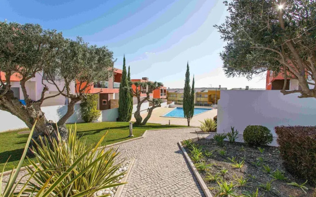 Albufeira Sunny Apartment 3 by Homing