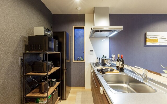 Kanade ShijoShinmachi