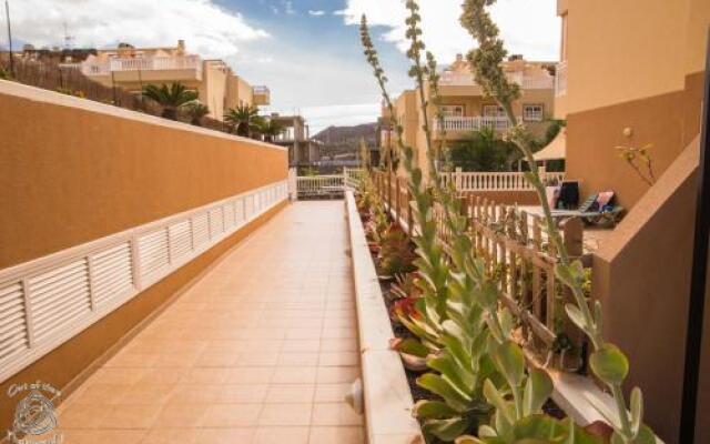 Apartment In Palm Mar Pm 195