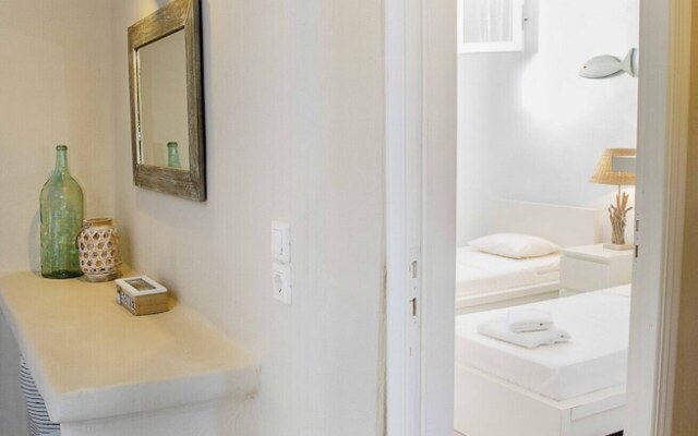 Relax by Mikri Santa Maria Beach - 2 Bedroom House