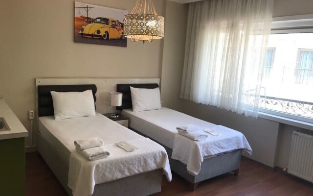 Sarah Suite
