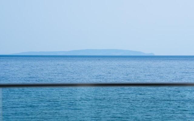Sfakia Seaside luxury Suites
