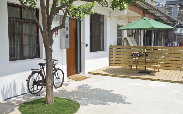 T-Life Hostel
