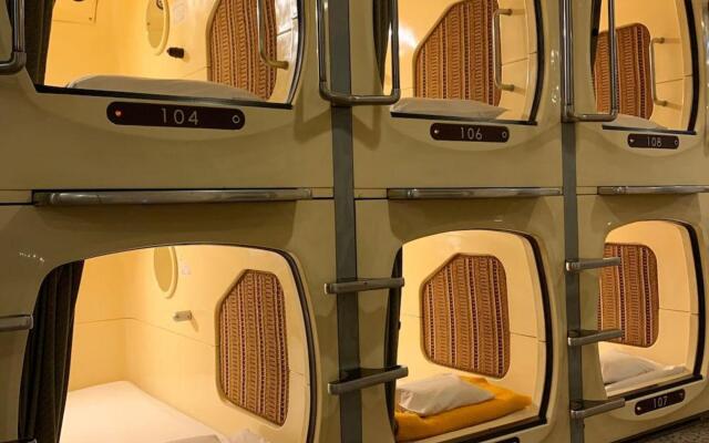 Funabashi Grand Sauna and Capsule Hotel - Caters to Men