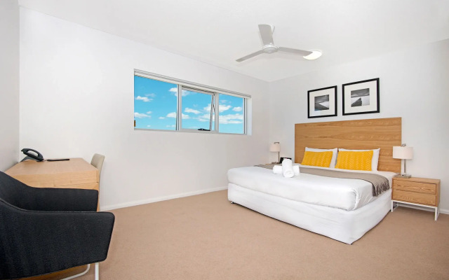 Allure Hotel & Apartments