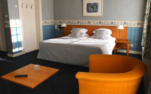 Saillant Hotel Brull