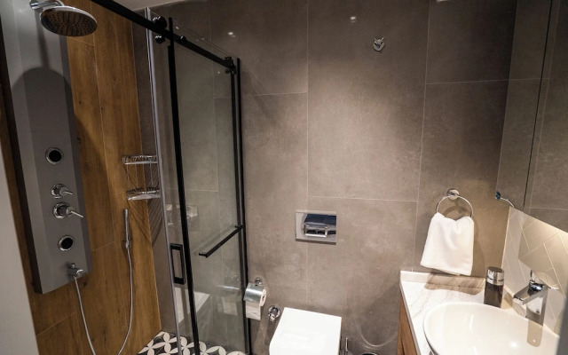 Ayayorgi Homes & Suites