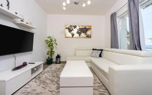 Apartment Roža