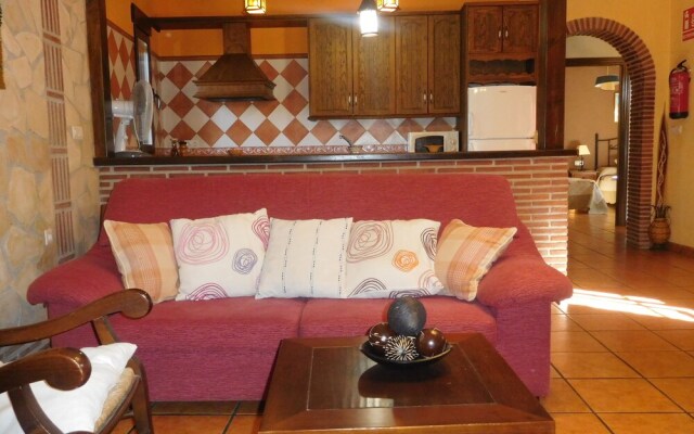 Beautiful Holidayhome With Pool Near the Sierra Nevada