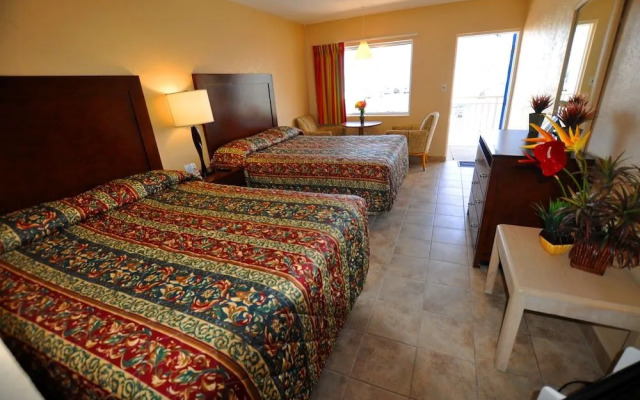 Nantucket Inn & Suites