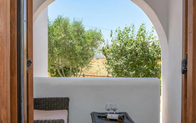 Tolakis Studios
