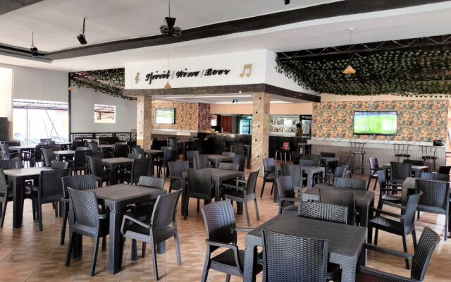Steffan Hotel and Suites
