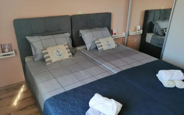 Apartment Libe With Sea View Trogir