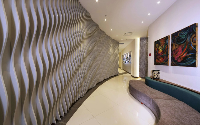 HS HOTSSON Hotel Querétaro