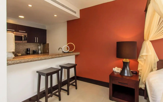AT 1110 Studio perfect getaway Close Mamitas Beach