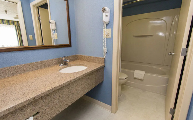 Cedar Point's Sandcastle Suites