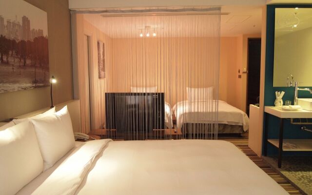 Hotel Day Plus Tamsui