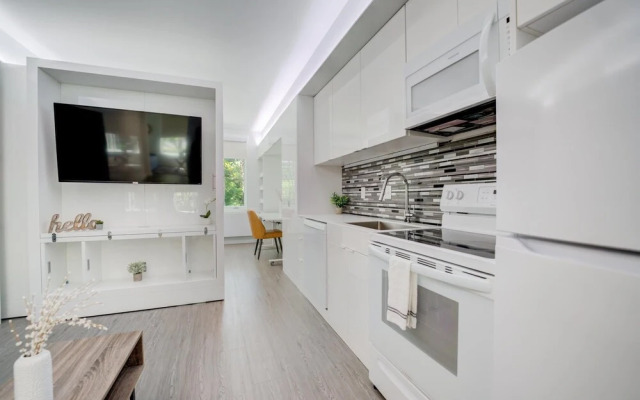 FRONTDESK Tremont Oaks Micro Apts Cleveland