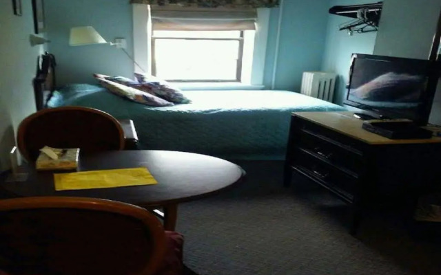 463 Beacon Street Guest House