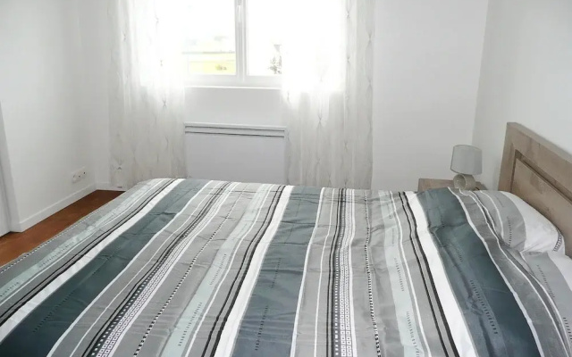 Apartment in Lilia Near Kastell Ac"h Strand