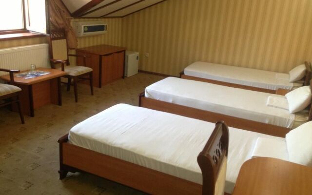 Western Suites Hotel