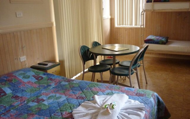 Roma Big Rig Tourist Park