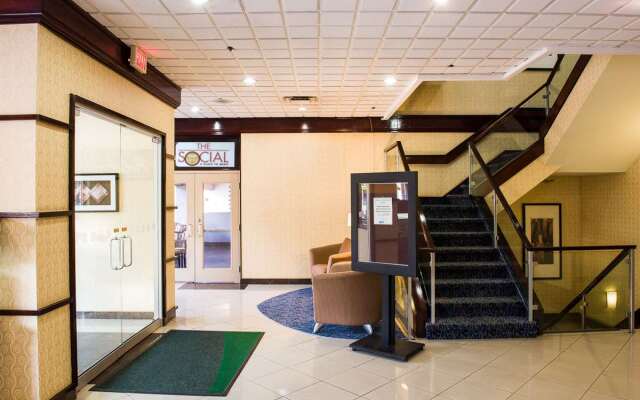 Four Points by Sheraton Windsor Downtown