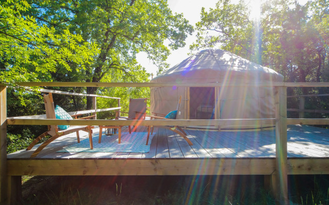 Les Yourtes de Provence