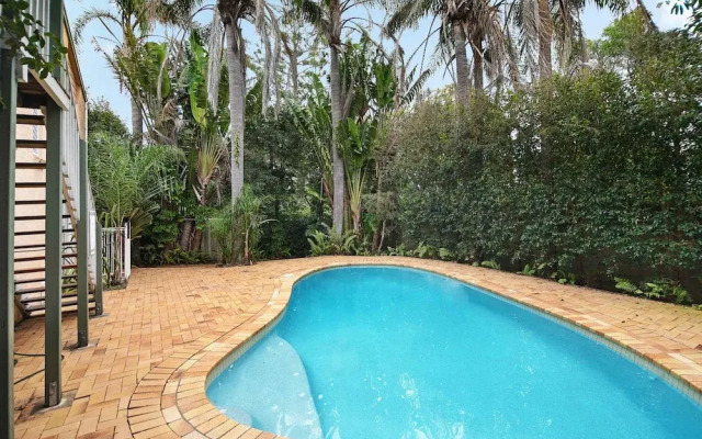 Beach Affair - 10 Callitris Crescent