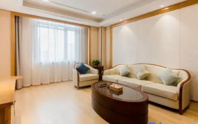 Taizhou Jinchen Metropark Hotel