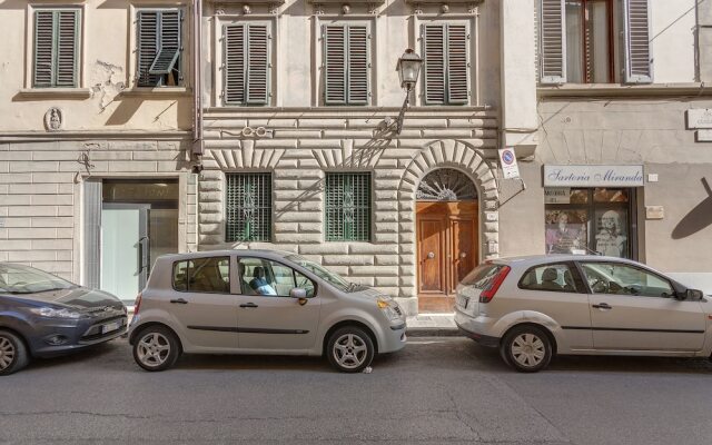 Florence Apartment Guelfa90