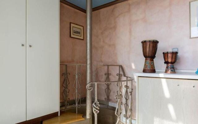 165 sm Penthouse Maisonette Apartment