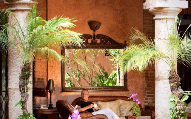 Frances Santo Domingo Mgallery Collection