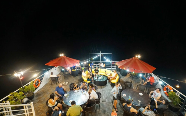 Dragon Bay Cruises