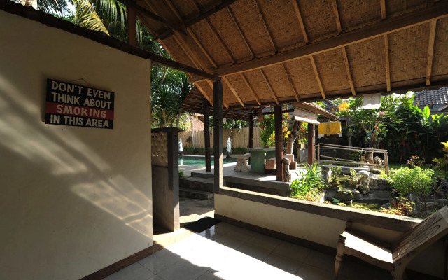 Airy Ubud Monkey Forest Bali