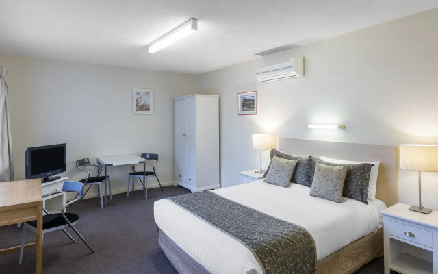Adelaide Granada Motor Inn