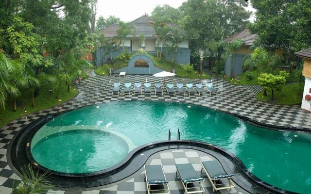 The Elephant Court