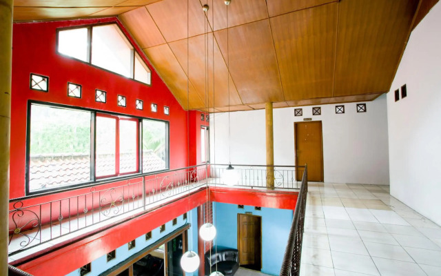 SPOT ON 2584 Hotel Karya Nunggal Asri