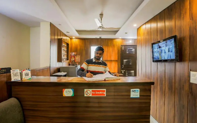 Capital O 25053 Hotel Devi Palace
