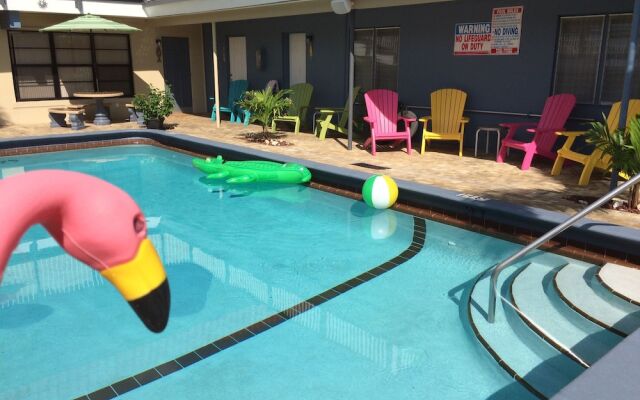Tropicaire Motel