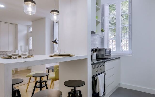 Alfama by Lisbon Inside Out