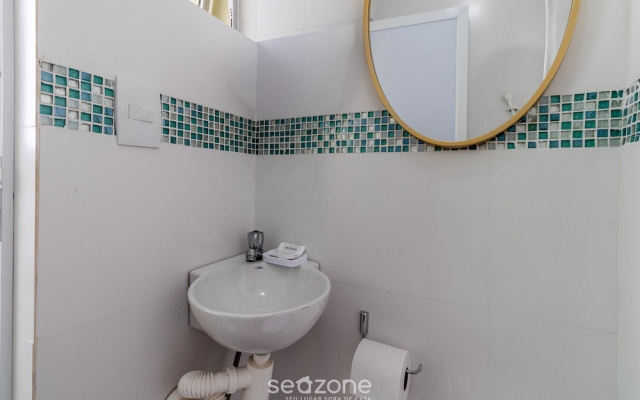3-bedroom Apt in Oceanfront Building Adlb0203