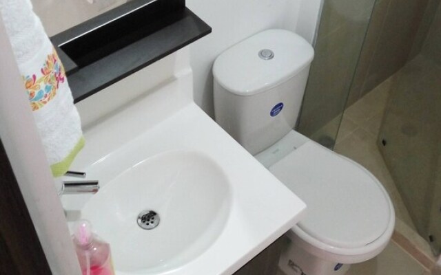 Apartaloft Balcon, Piso Alto Centro Cial Molinos