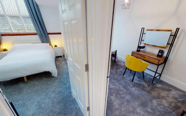 Hu1 Boutique City Apartment - Sleeps 6