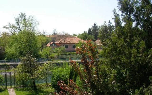 Hardi Vendégház