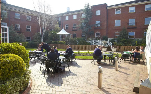 Village Hotel St David'S, Nr Chester